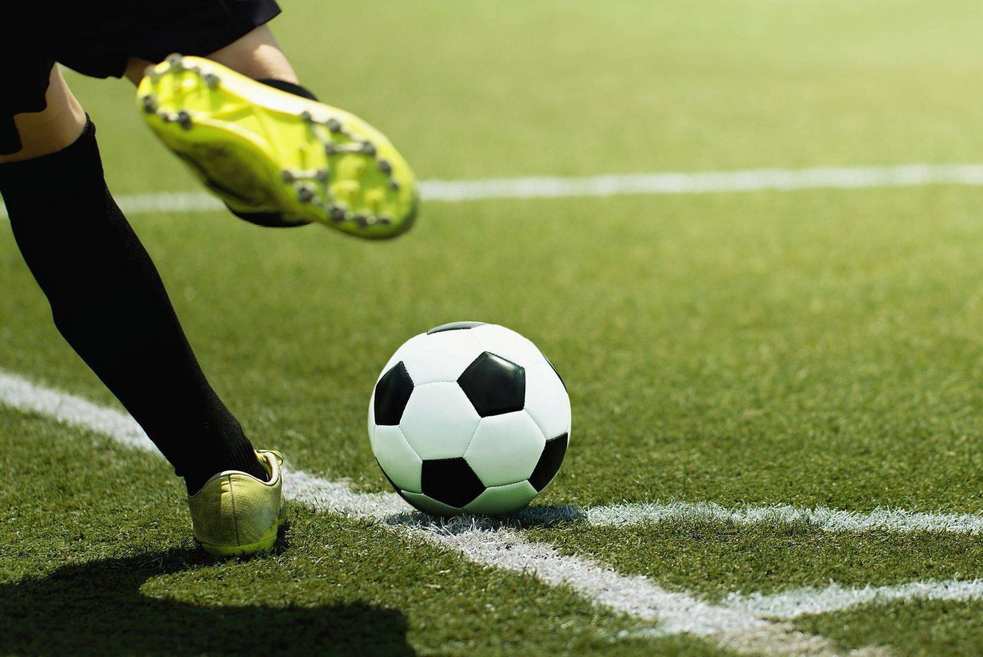 拜仁慕尼黑官宣图赫尔赛季末离任：德甲霸主动荡背后的深层危机与未来展望