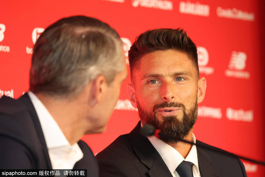 阿森纳8000万欧求购Gyökeres！转会谈判背后的故事与未来展望